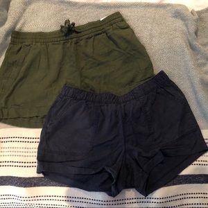 Old Navy pull on shorts